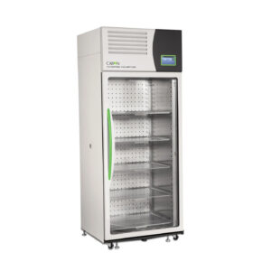 CARON 7002-33 heated incubator front view 33 cubic foot reach-in chamber