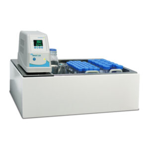 Benchmark B2023-20 myBath CR 20-liter circulating water bath with digital temperature control display