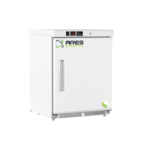 ARS-HC-UCBI-0404-ADA 4.6 cu ft ADA solid door built-in undercounter laboratory refrigerator, door closed